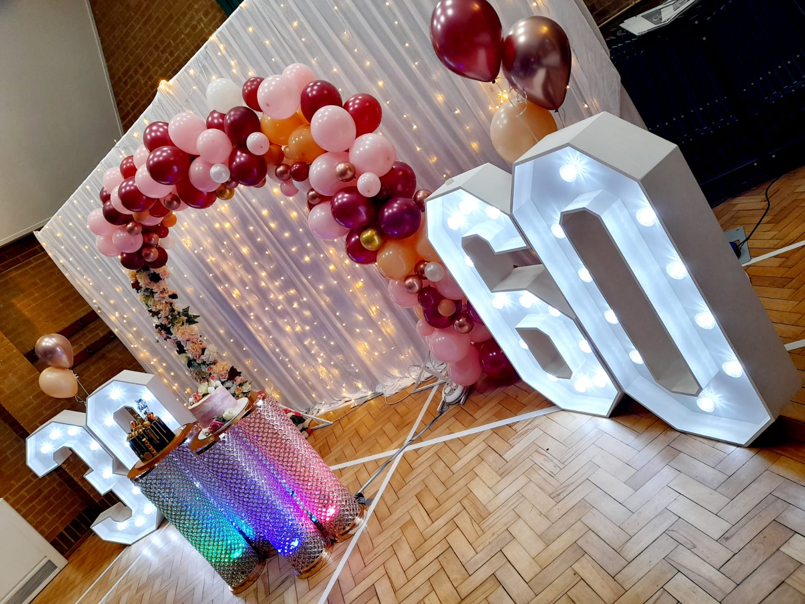 Large light up numbers for hire