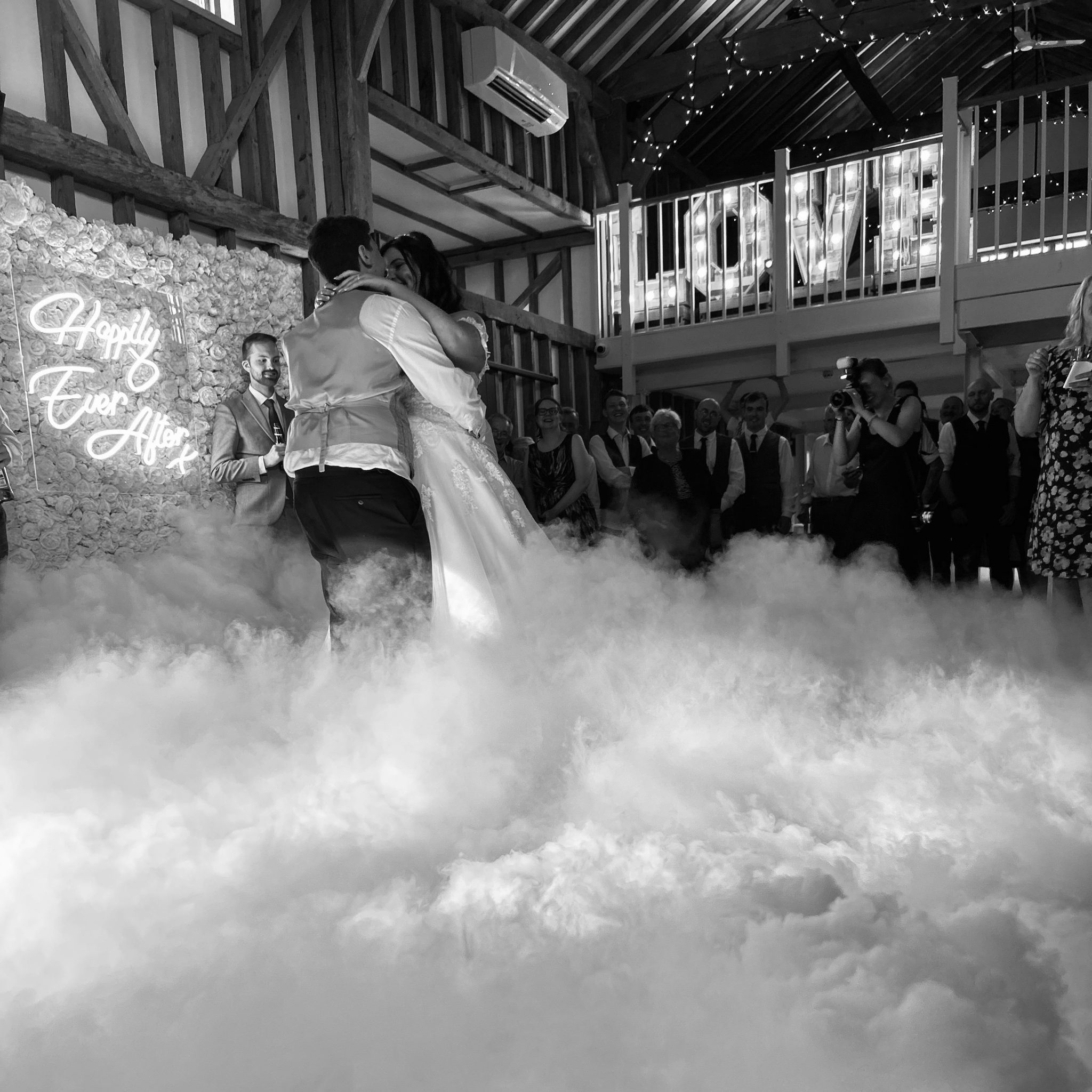 The Ultimate UK Wedding Planning Guide For 2024!